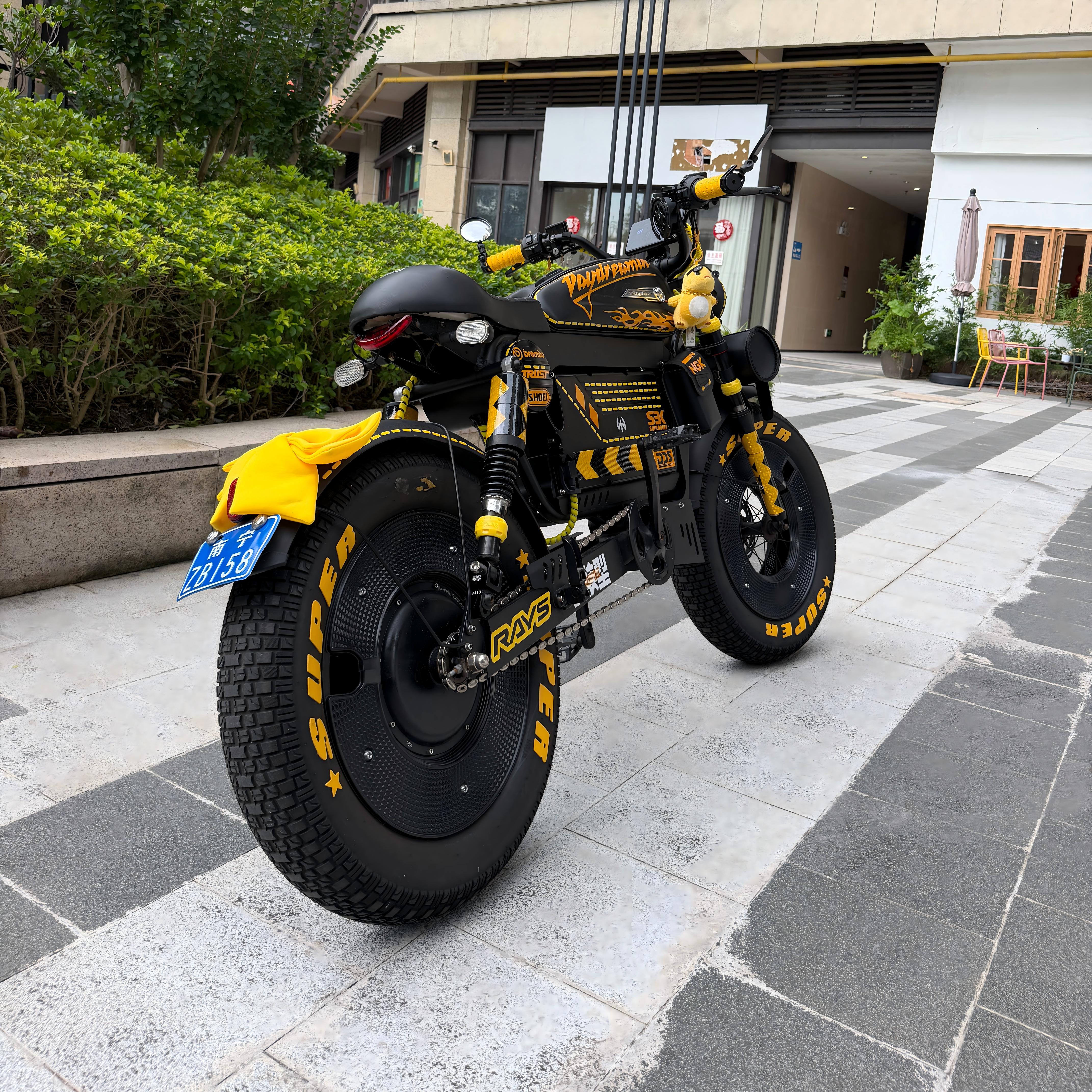 OWAY SK-1 Bumblebee Edition | Customized 1500W 48v 30ah 100km Range Retro Fat Tire Electric Bike with Premium Performance