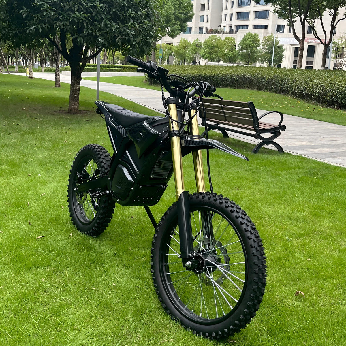 GT-M9 Pro 7000W Max Electric Dirt Bike – 72V 25Ah Off-Road Motorcycle, Up to 68 MPH（No rider）